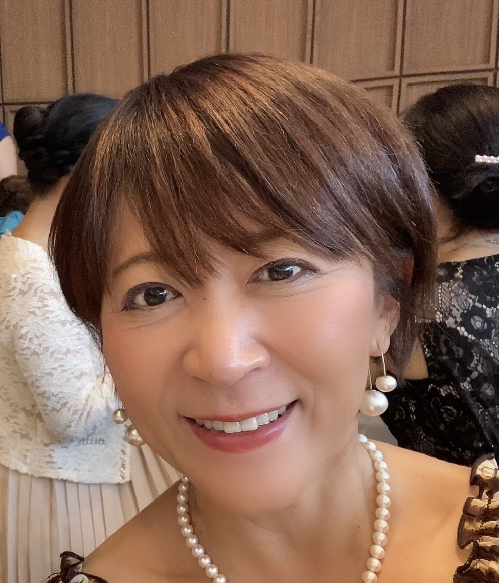 俣野育美の写真