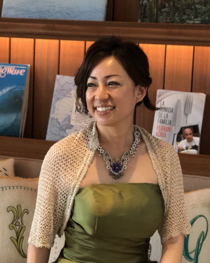 島崎麻衣の写真