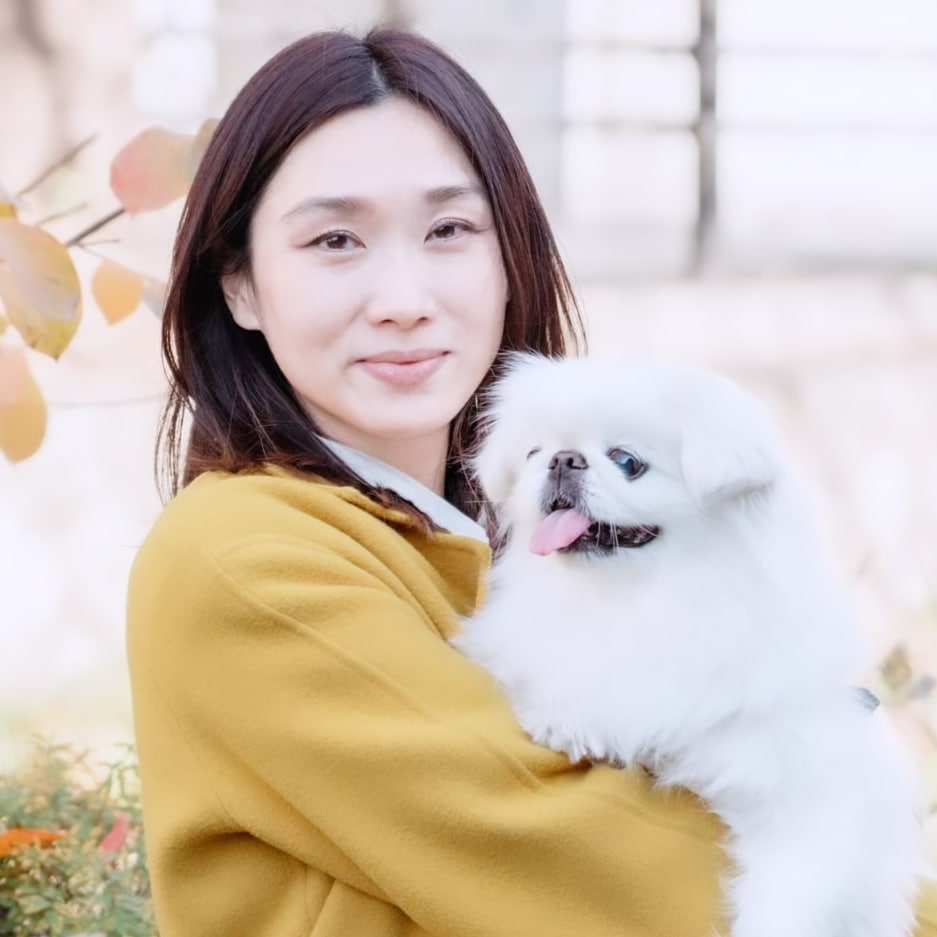 明石　彩の写真